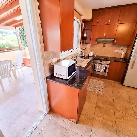 Christina's Mezoneta House With A Swimming Pool * Δερύνεια